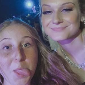 Meet your Posher, Aimee